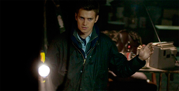 Vanishing-on-7th-Street-Hayden-Christensen-Foto-Dal-Film-02